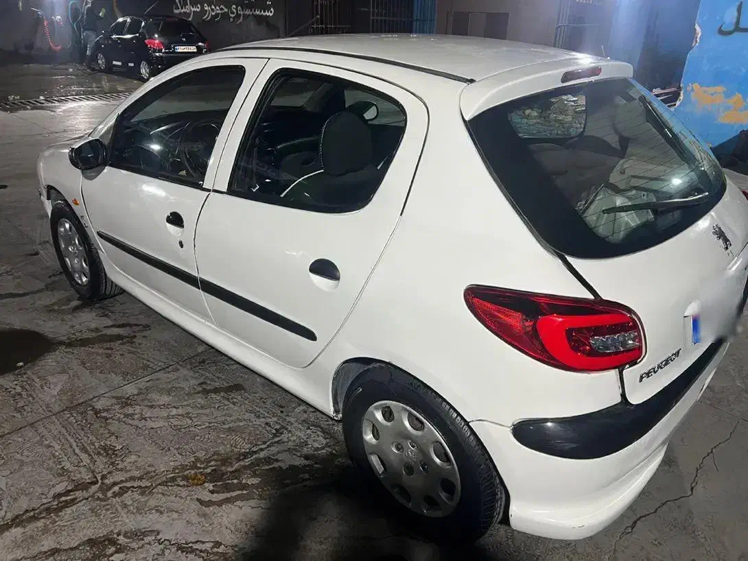 206 تیپ2 رنگ سفید  مدل 1388 دور رنگ سفید اقساطی|خودرو سواری و وانت|مشهد, الهیه|دیوار
