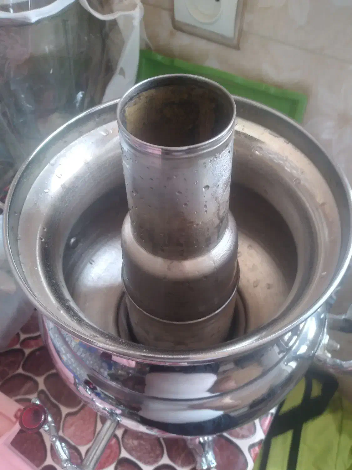 سماور نو|سماور، چایساز، قهوهساز|قرچک, قشلاق جیتو|دیوار