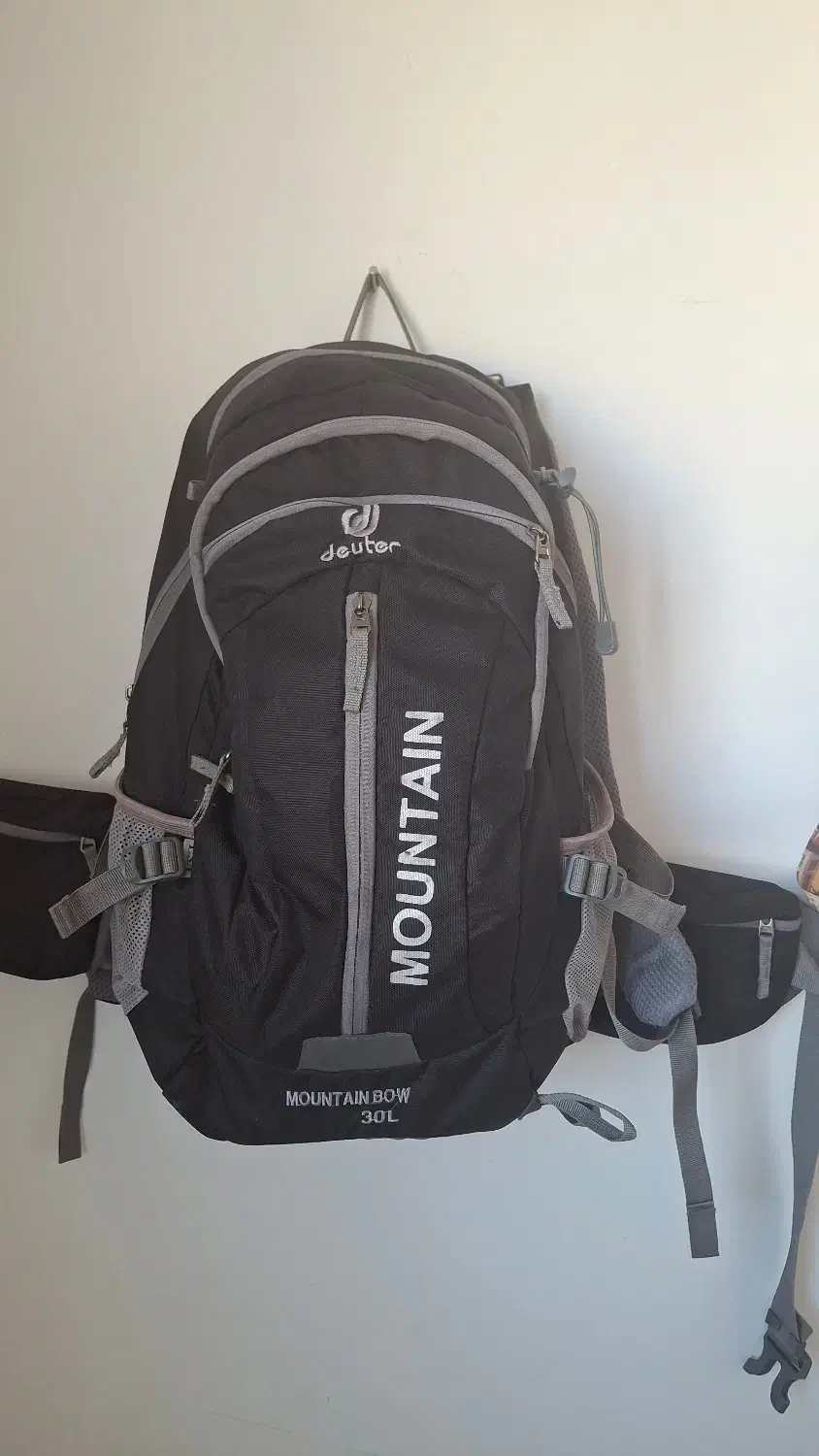 کوله کوهنوردی 30 لیتری|کیف، کفش، کمربند|گلبهار, شهر جدید گلبهار|دیوار