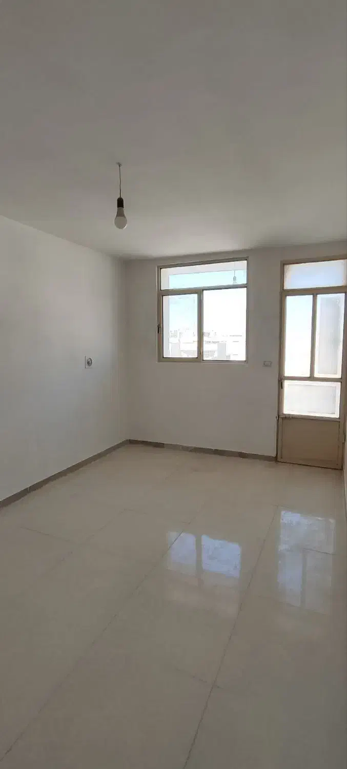 اجاره یک واحد ۹۰ متری در میدان زندیه|اجارهٔ آپارتمان|ملایر, |دیوار