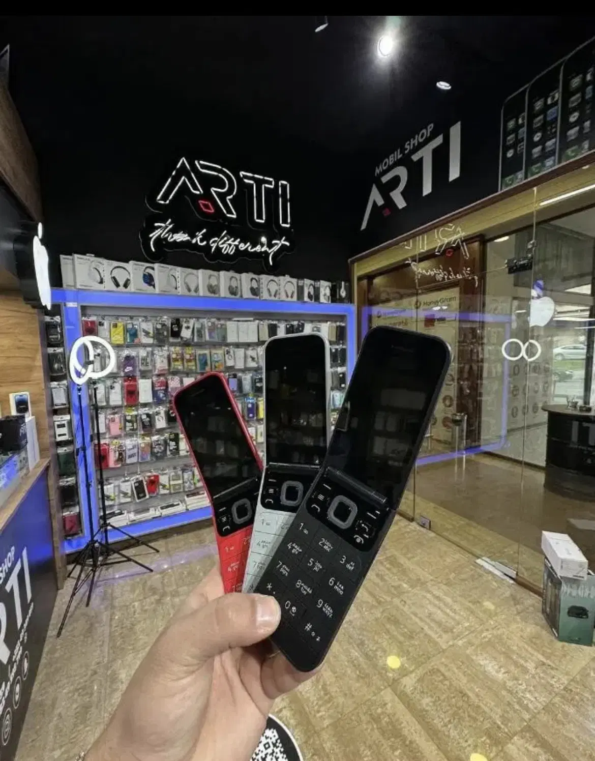 گوشی نوکیا تاشو 2720 flip، پلمپ و ریجستری شده|موبایل|تهران, گلستان (شهرک راه آهن)|دیوار