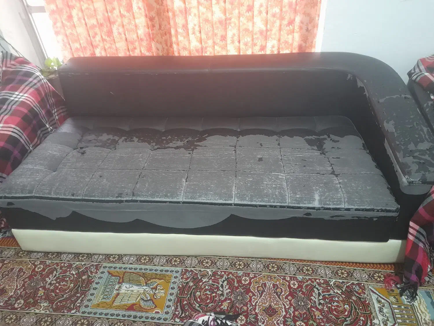 دودست مبل ۷نفره با۵نفره|مبلمان خانگی و میز عسلی|فسا, |دیوار