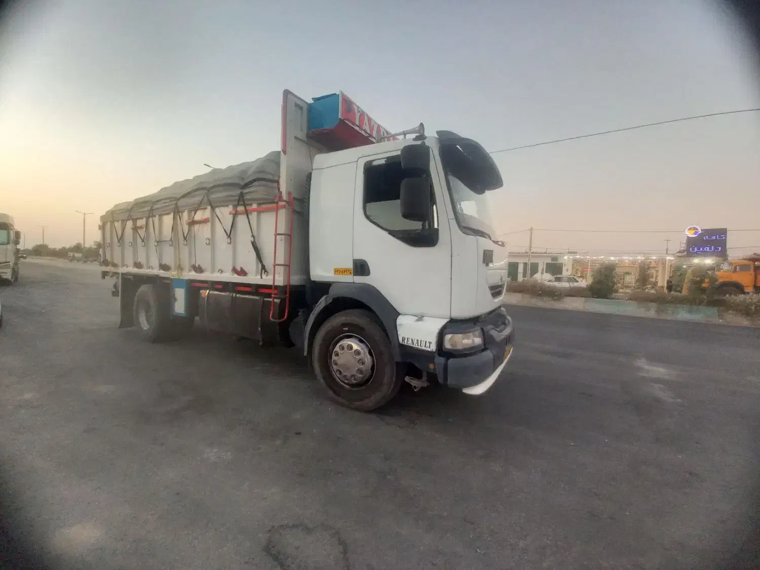 کامیون رنو میدلام ۲۷۰|خودرو سنگین|فسا, |دیوار