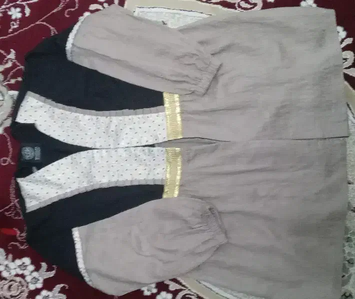 لباس|لباس|نهاوند, |دیوار