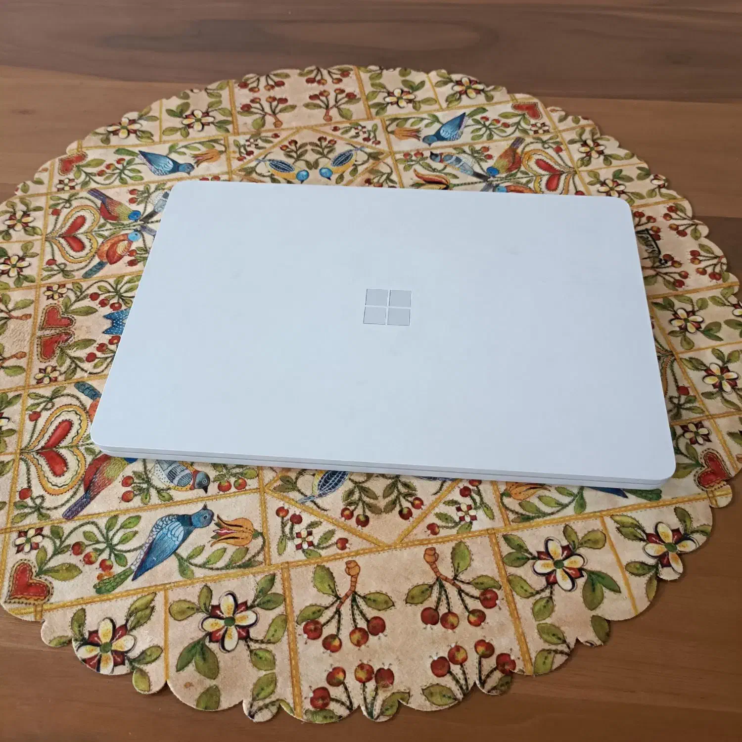 سرفیس لپتاپ surface SE|رایانه همراه|تهران, مینای شمالی (مخبر)|دیوار