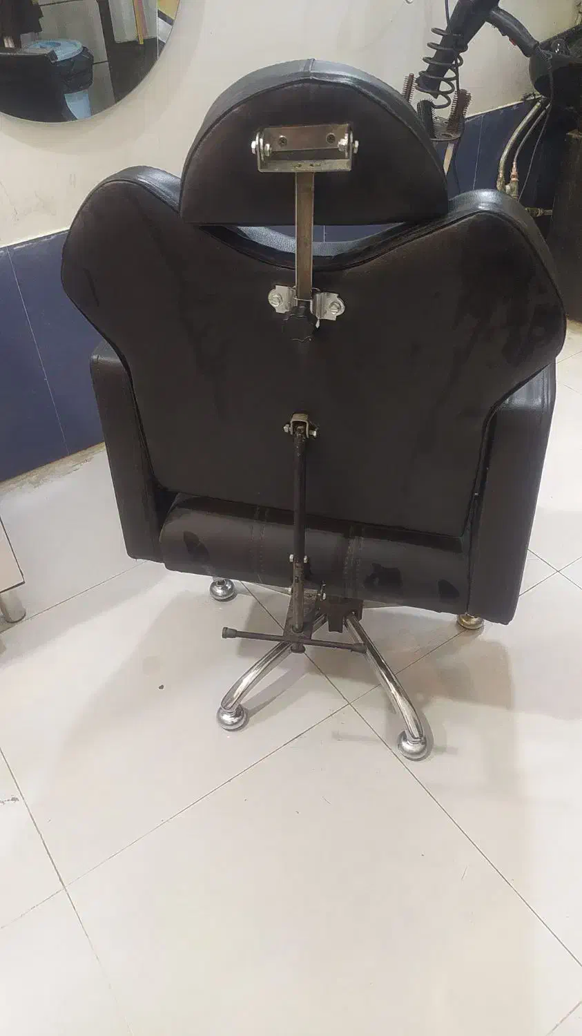 صندلی آرایشگاه 2عدد|آرایشگاه و سالن‌های زیبایی|ایلام, |دیوار