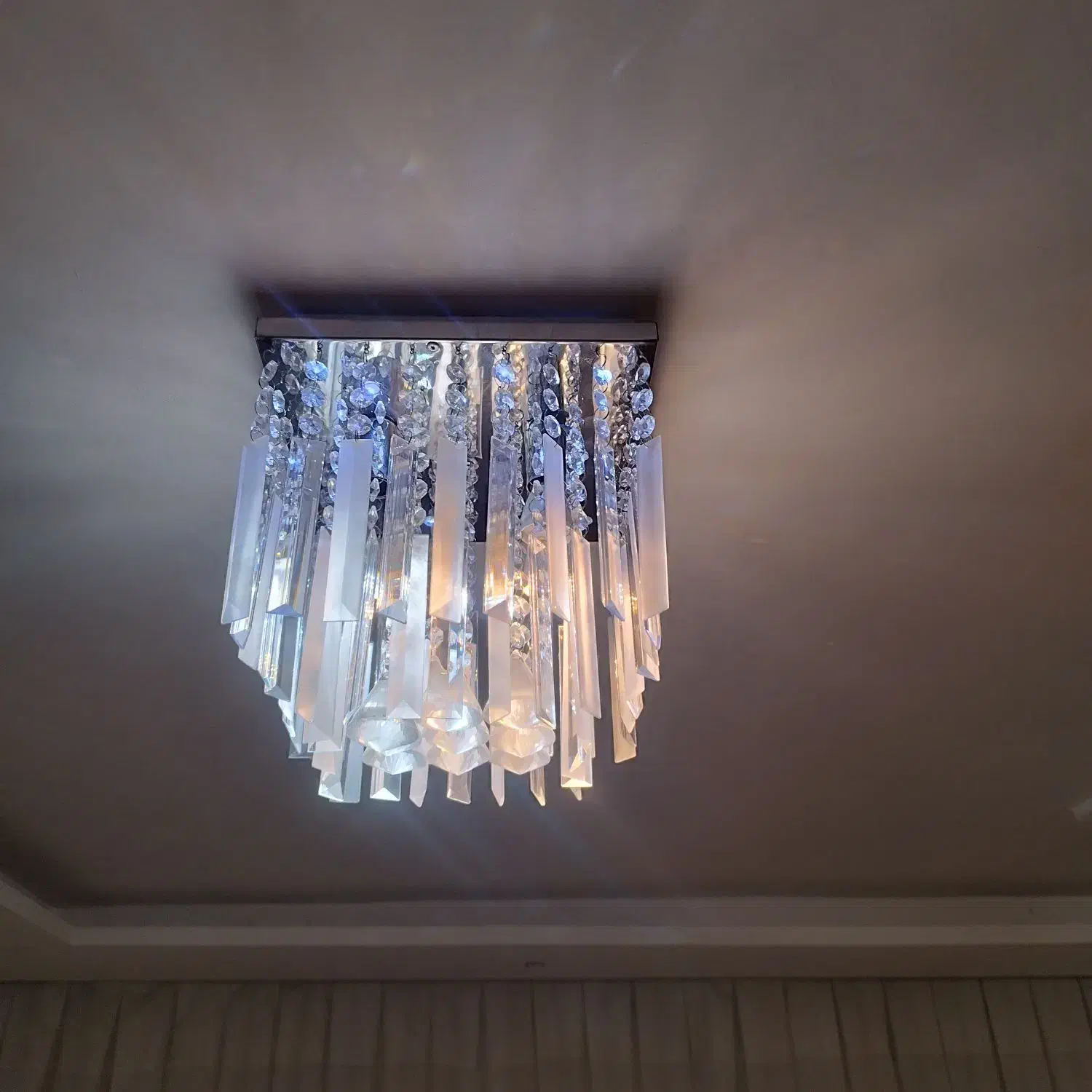 لوستر سقفی|لوستر و چراغ آویز|همدان, |دیوار