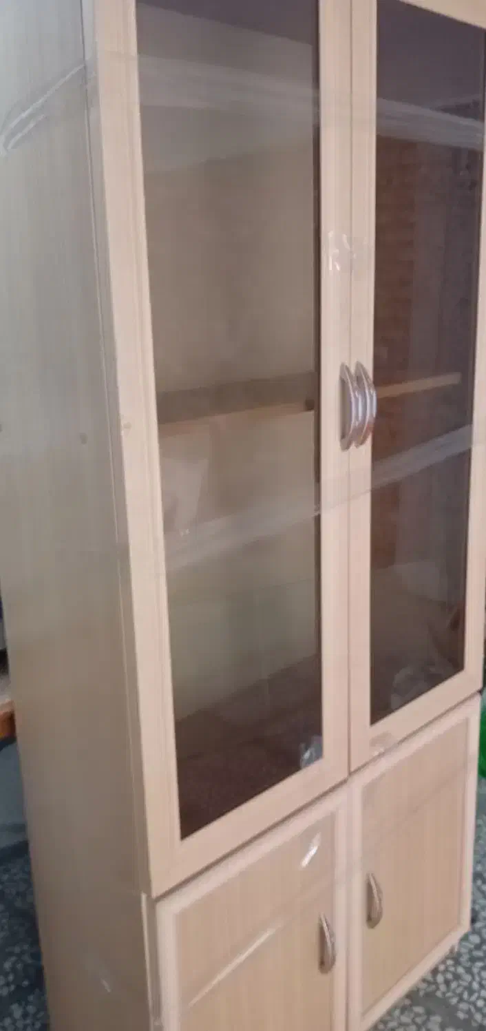 کتابخانه کاملا سالم|کتابخانه، شلف، قفسههای دیواری|گنبد کاووس, |دیوار