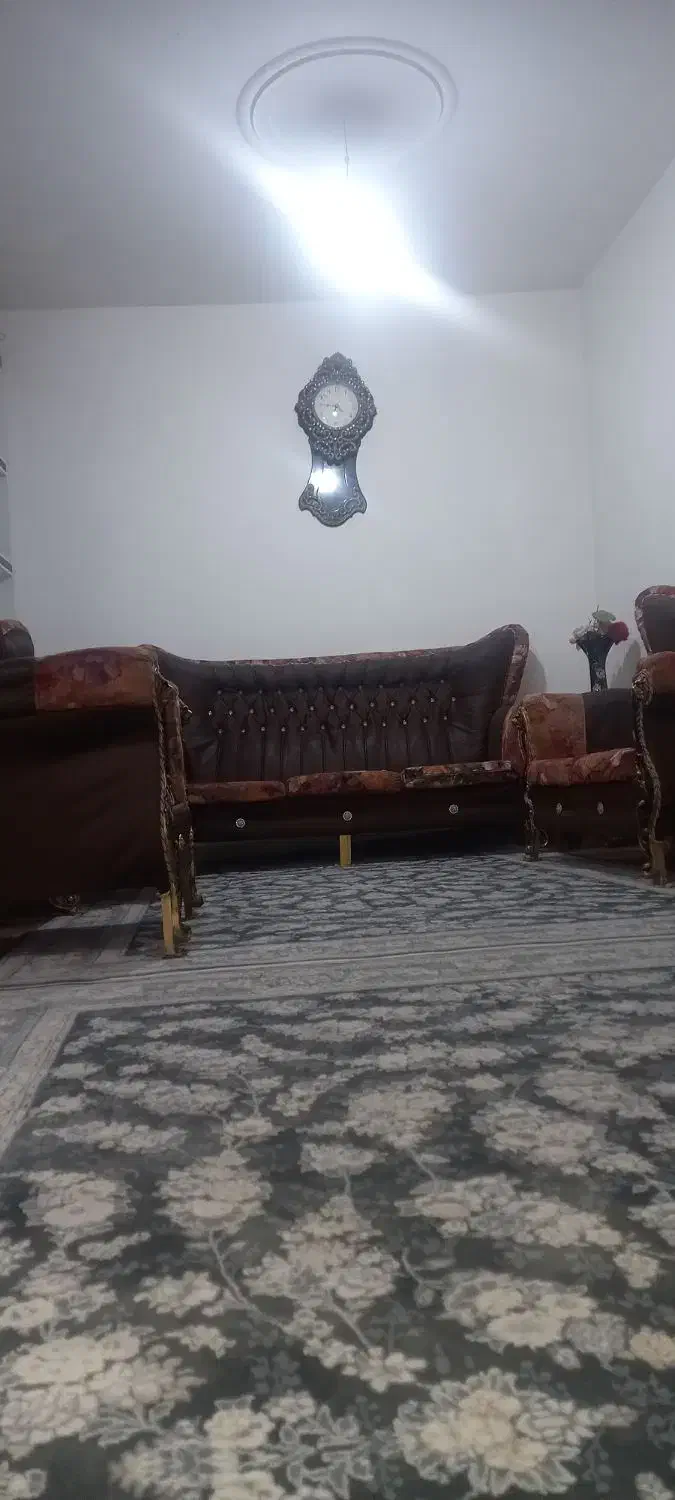 مبل هفت نفره سالم|مبلمان خانگی و میز عسلی|بوئین زهرا, |دیوار