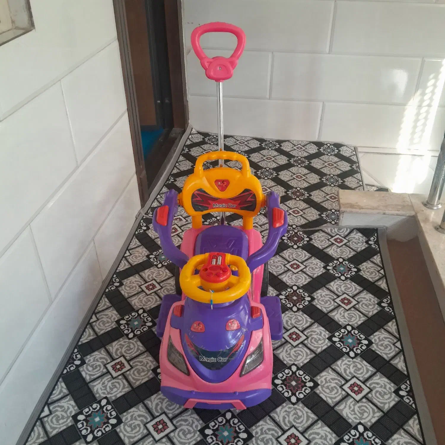 ی عدد ماشین بچه|اسباببازی بچه|ورامین, ریحان آباد|دیوار
