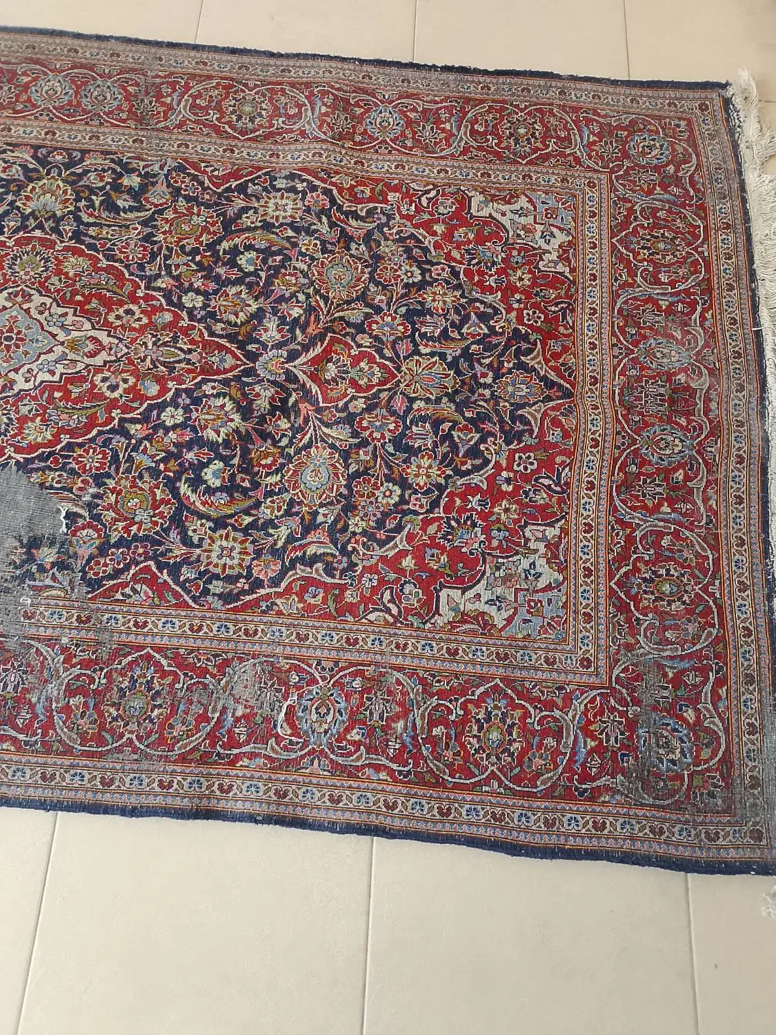 فرش دستباف|فرش|اصفهان, سعادت‌آباد|دیوار