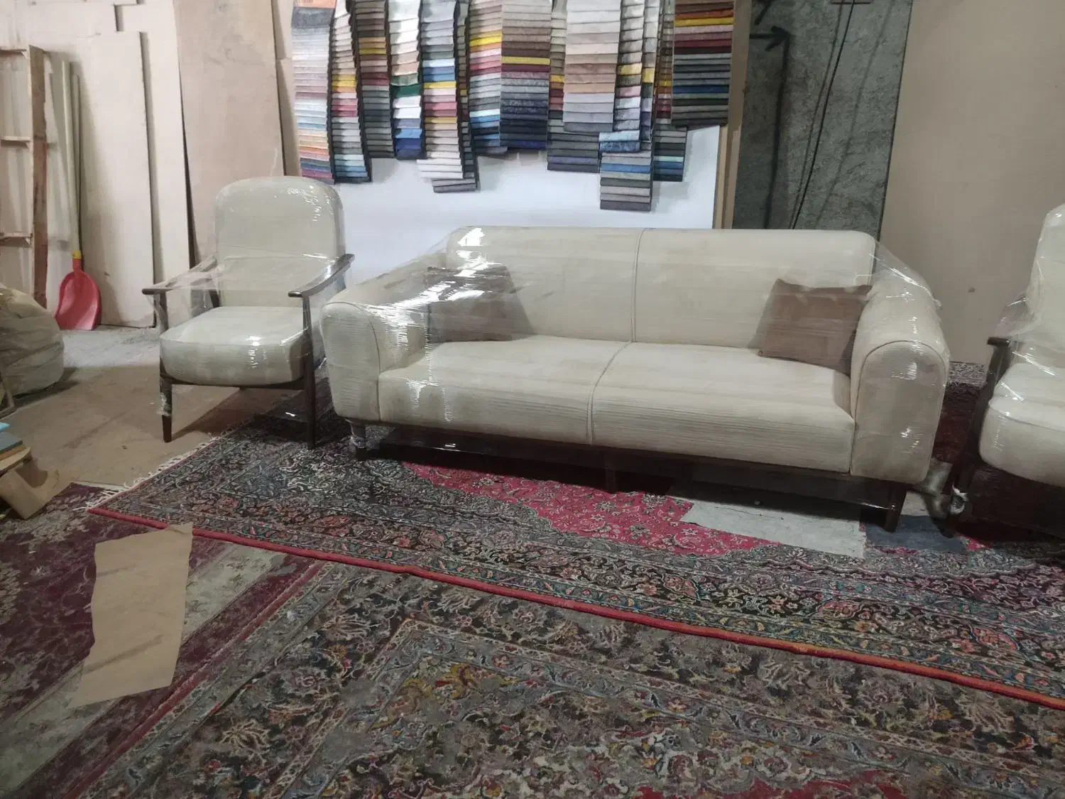 مبل اسکالت|مبلمان خانگی و میز عسلی|رباط‌کریم, رباط‌کریم|دیوار