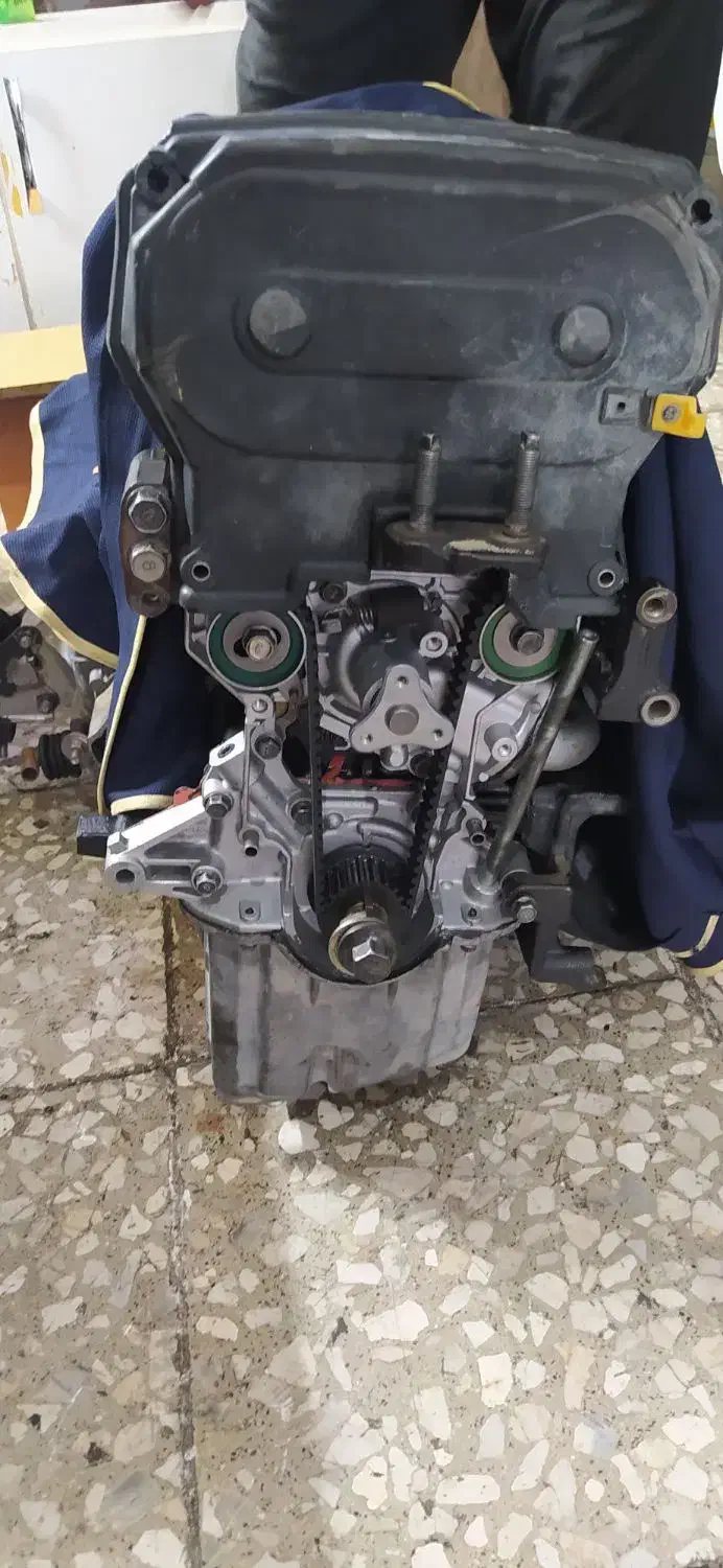 ریو مدل ۸۴ موتور کامل تعمیر|خودرو سواری و وانت|اصفهان, بهارستان|دیوار