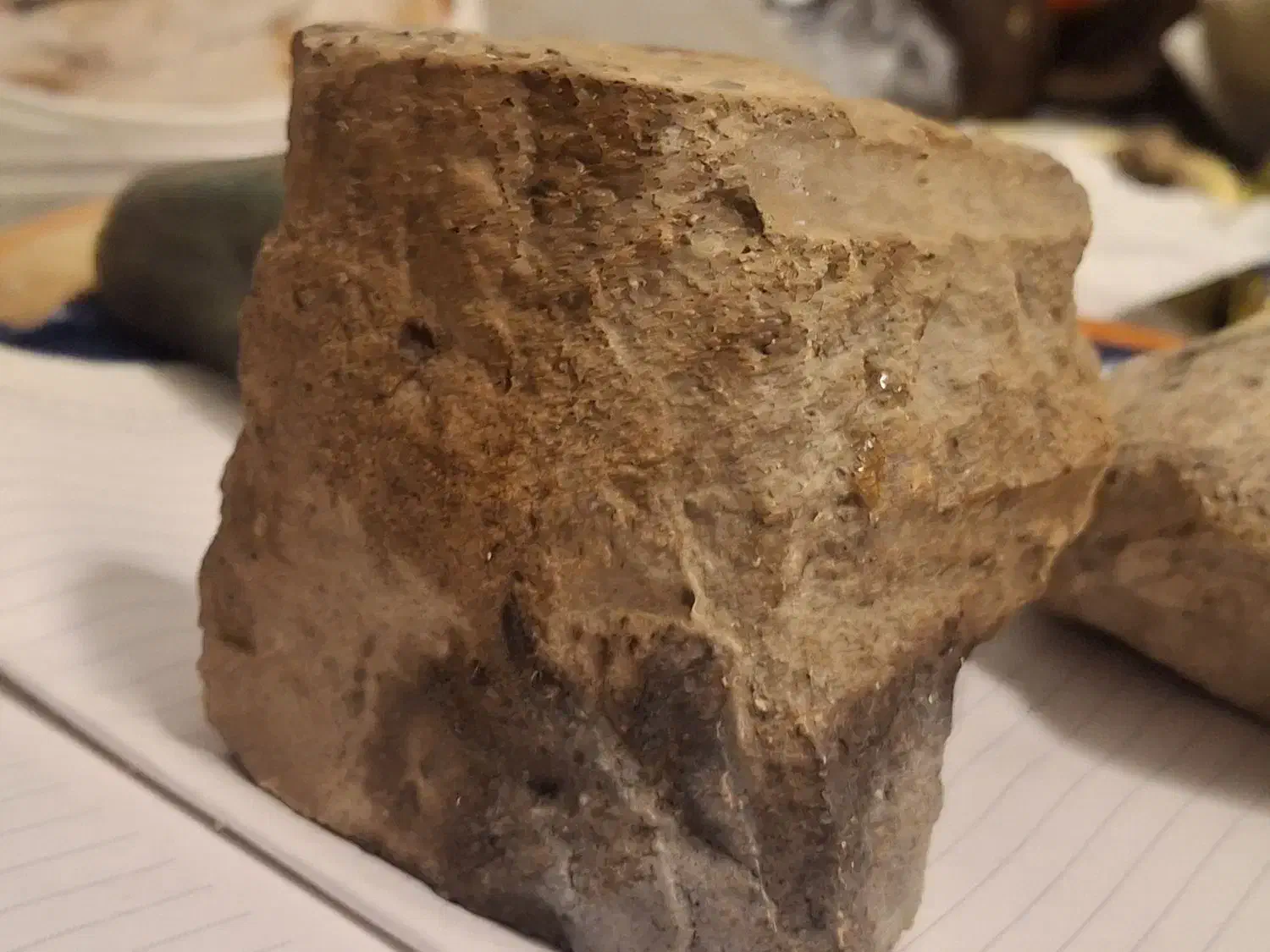 سنگ باستانی|کلکسیون اشیاء عتیقه|فردیس, فردیس|دیوار