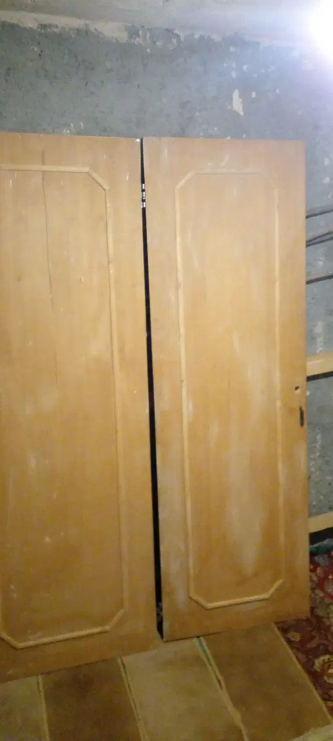 دو عدد درب کمد با یک چهارچوب.|جاکفشی، کمد، دراور|نهاوند, |دیوار