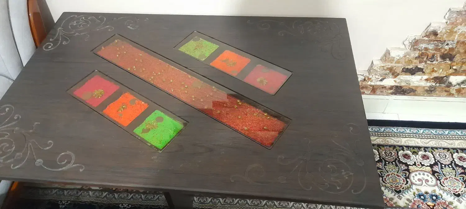 میز بزرگ با ۴تا عسلی|مبلمان خانگی و میز عسلی|بروجرد, |دیوار