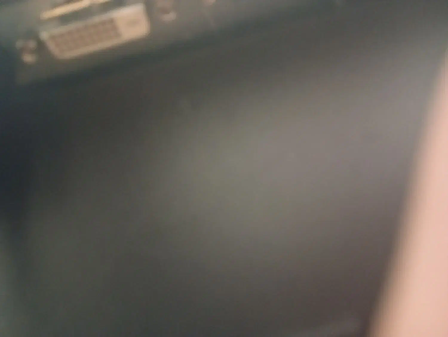 مانیتور ۲۲ اینچ دل استوک|قطعات و لوازم جانبی رایانه|اندیشه, اندیشه فاز ۳|دیوار