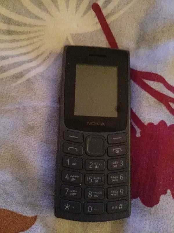 نوکیا ۱۰۶ اصلی ،در حد نو واقعی ۱۸ ماه گارانتی فعال|موبایل|تهران, المهدی|دیوار