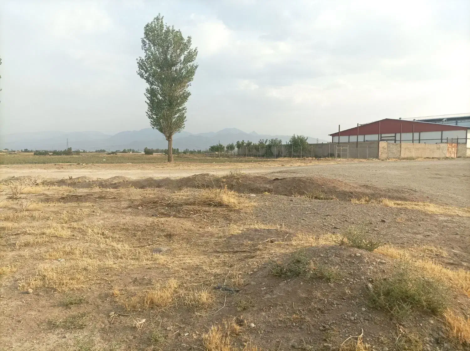 فروش زمین صنعتی ۱۴۰ متر سرمایه‌گذاری آماده ساخت|فروش دفتر صنعتی، کشاورزی، تجاری|همدان, |دیوار