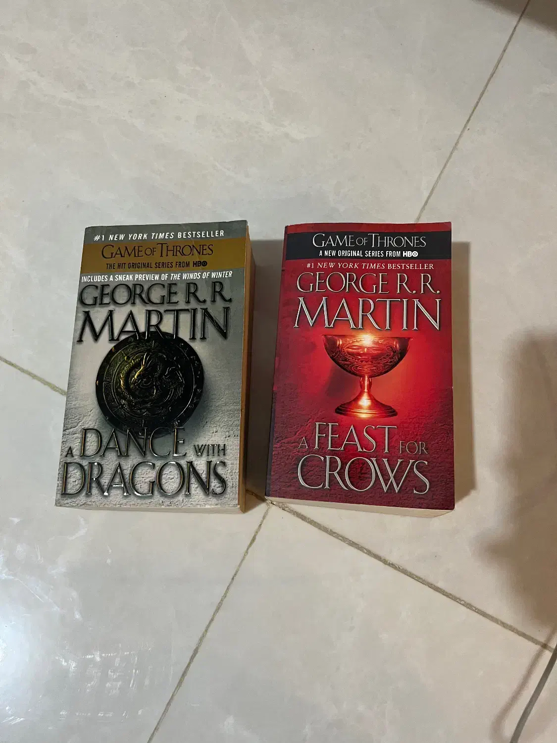 کتاب زبان اصلی گیم او ترونز بازی تاج و تخت|کتاب و مجله ادبی|تهران, شارق|دیوار