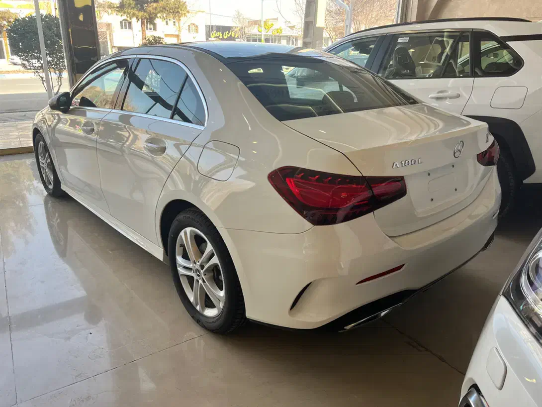 بنز A180 لانگ|خودرو سواری و وانت|شاهین‌شهر, گزبرخوار|دیوار