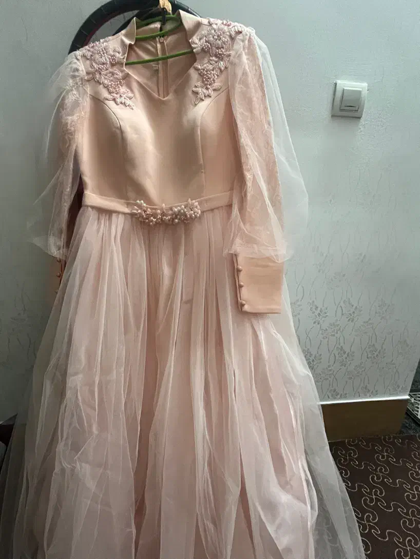 لباس مجلسی|لباس|جهرم, |دیوار