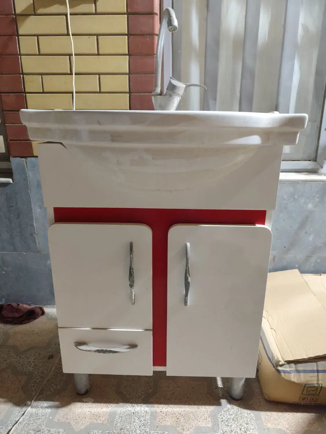 روشویی کمد دار ابعاد 30*60|لوازم سرویس بهداشتی|شیراز, شهرک مطهری|دیوار