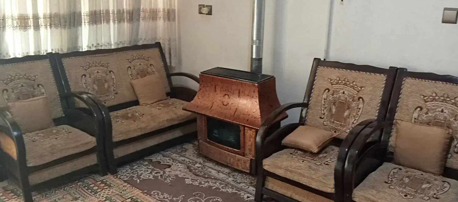 تعویض مبل با دوعدد تخت یک نفره|مبلمان خانگی و میز عسلی|اصفهان, کنگاز|دیوار