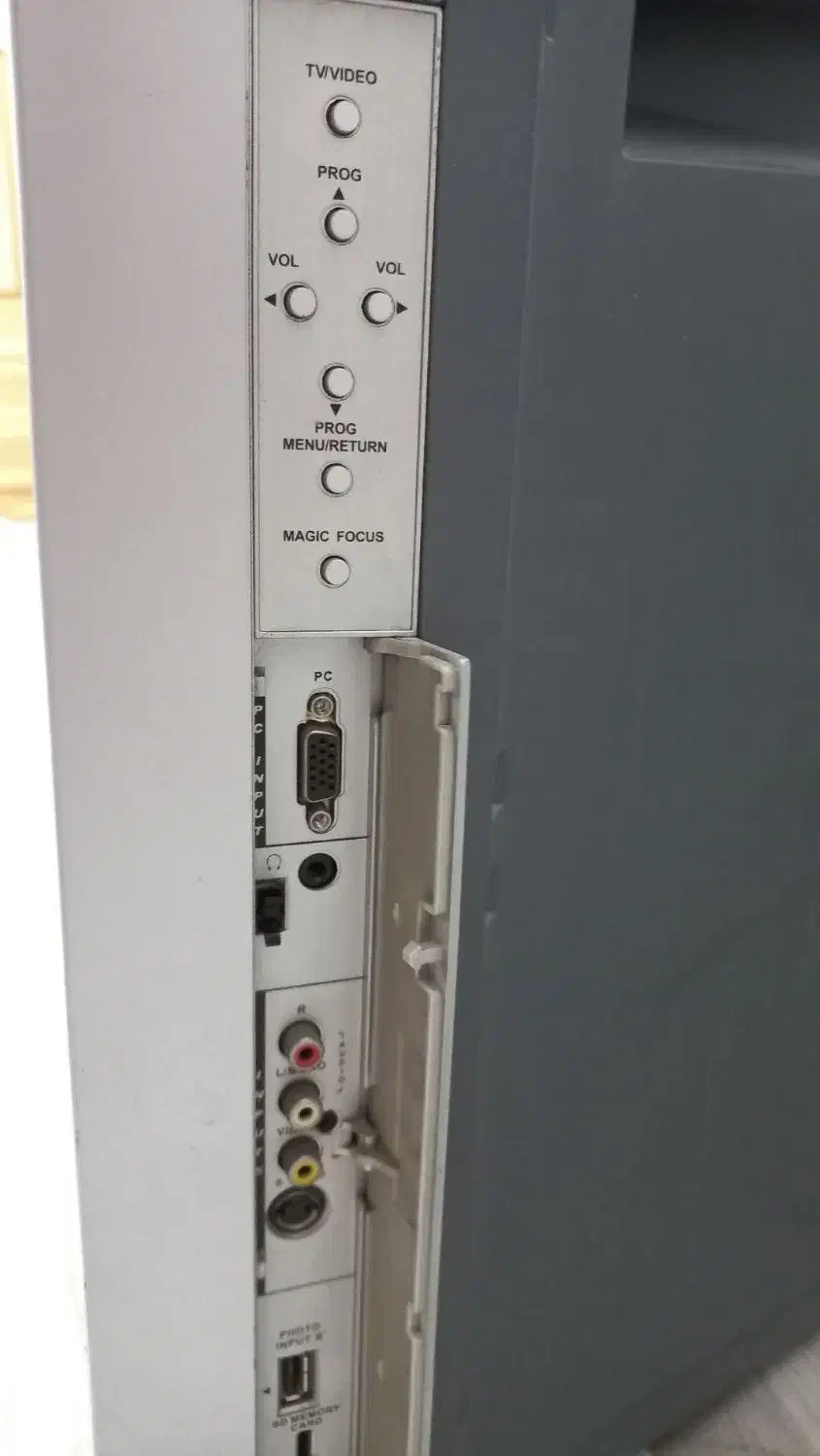 تلوزیون اصل ژاپن مدل هیتلچی ۵۵ اینچ|تلویزیون و پروژکتور|نوکنده, |دیوار