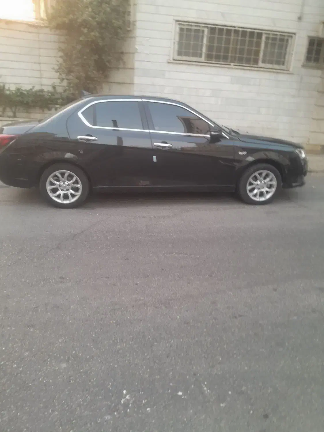 فروش دنا پلاس اتومات ۶ دنده مشکی|خودرو سواری و وانت|تهران, علم و صنعت|دیوار