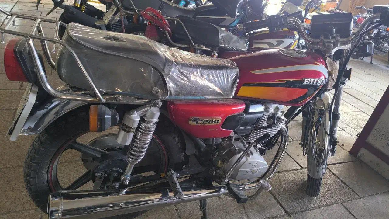 هندا ۲۰۰|موتورسیکلت|مشهد, بهمن|دیوار