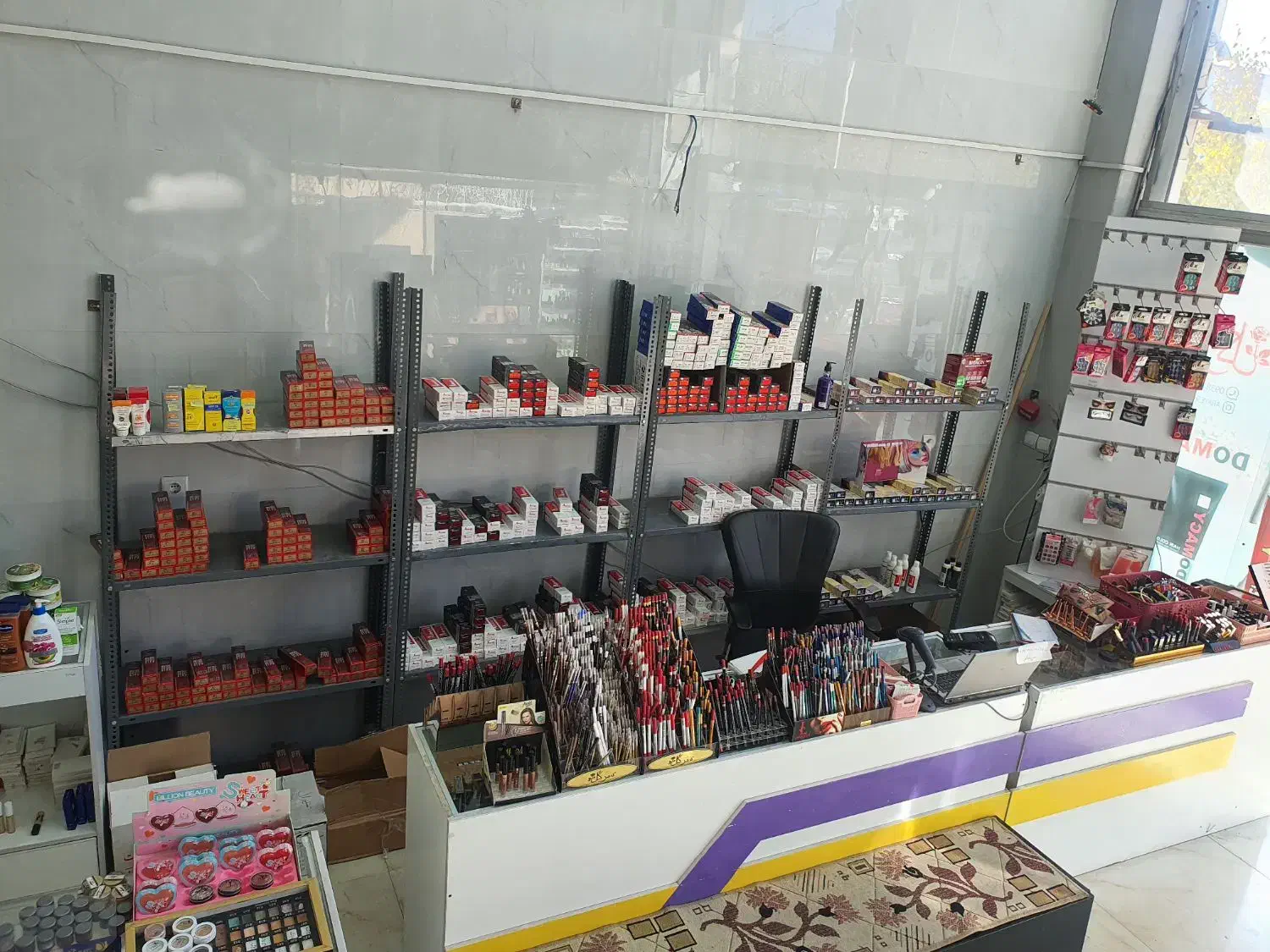 فروش کابینت ،  رگال  و ویترین مغازه|فروشگاه و مغازه|همدان, |دیوار