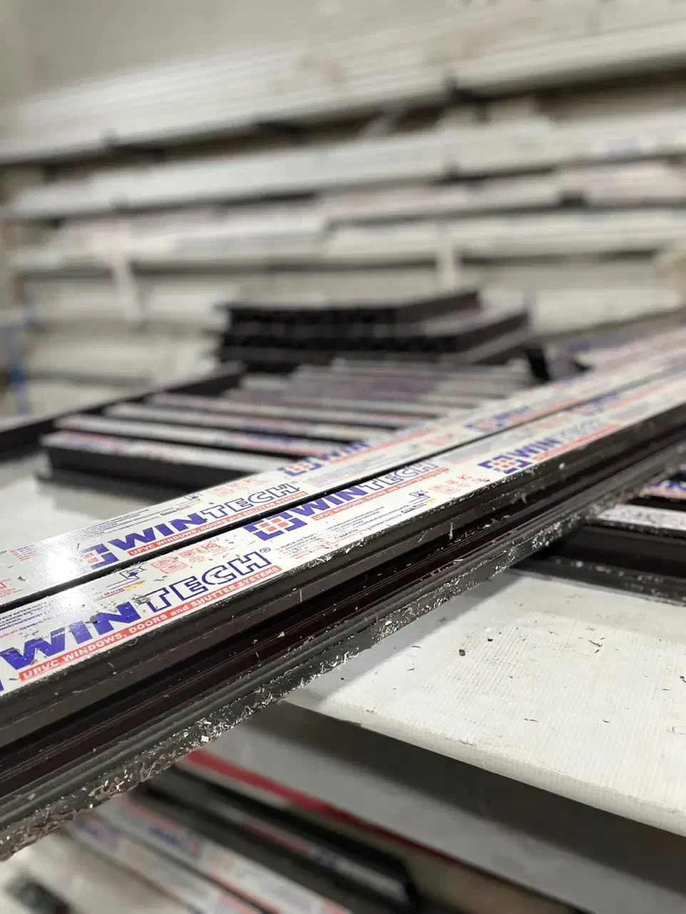 تعویض پنجره های قدیمی ، پنجره دوجداره، شرایط ویژه|خدمات پیشه و مهارت|زنجان, |دیوار