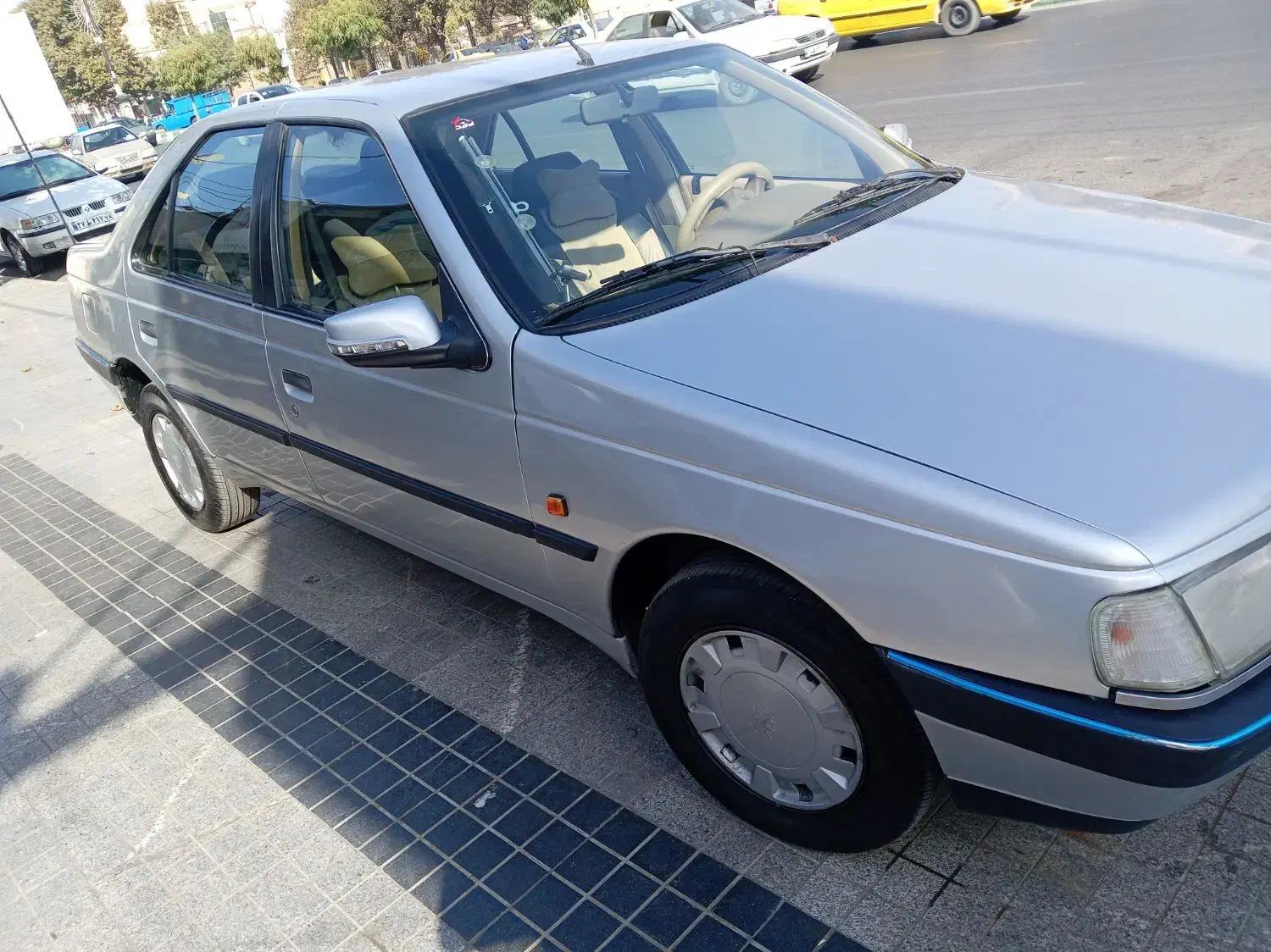 پژو 405 سالم|خودرو سواری و وانت|هشتگرد, شهرک راه آهن|دیوار