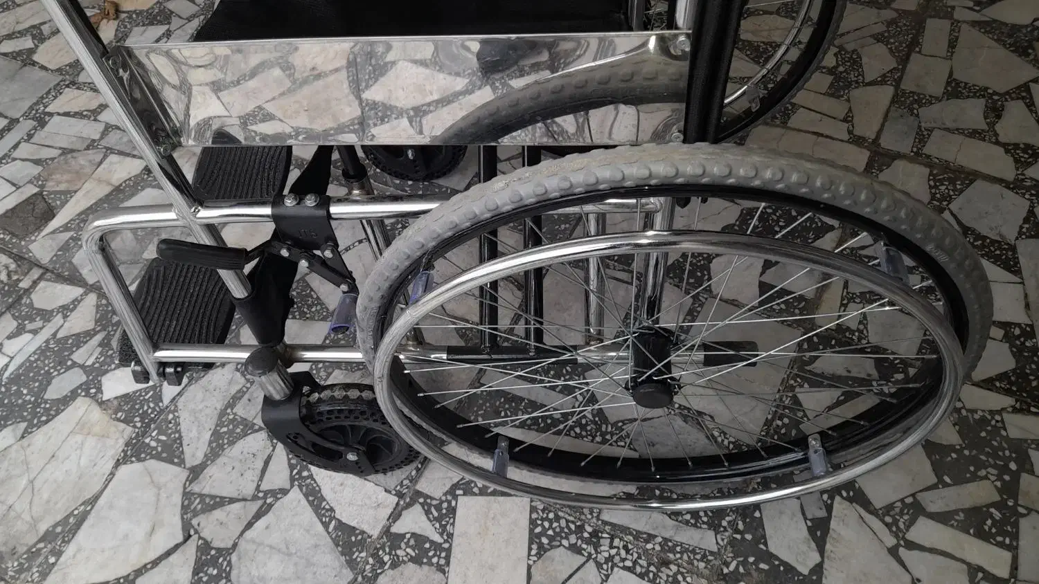 ویلچر|آرایشی، بهداشتی، درمانی|رشت, بازار|دیوار