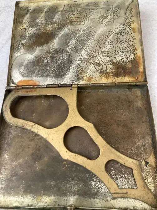 جعبه سیگار قدیمی|کلکسیون اشیاء عتیقه|کرمان, |دیوار