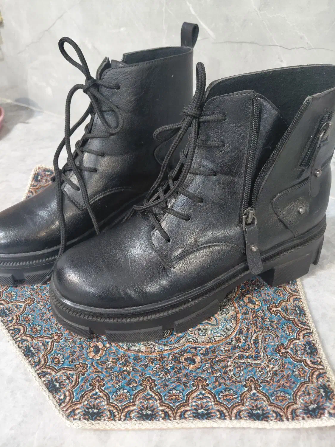 کفش بوت زنانه|کیف، کفش، کمربند|یزد, |دیوار