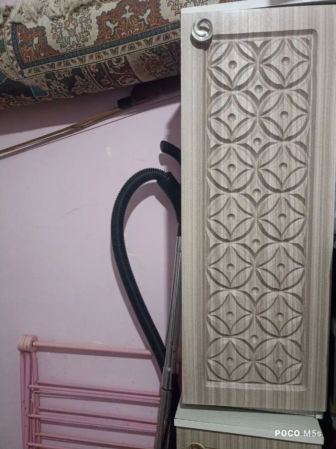 جاکفشی|جاکفشی، کمد، دراور|تربتحیدریه, داروپخش|دیوار