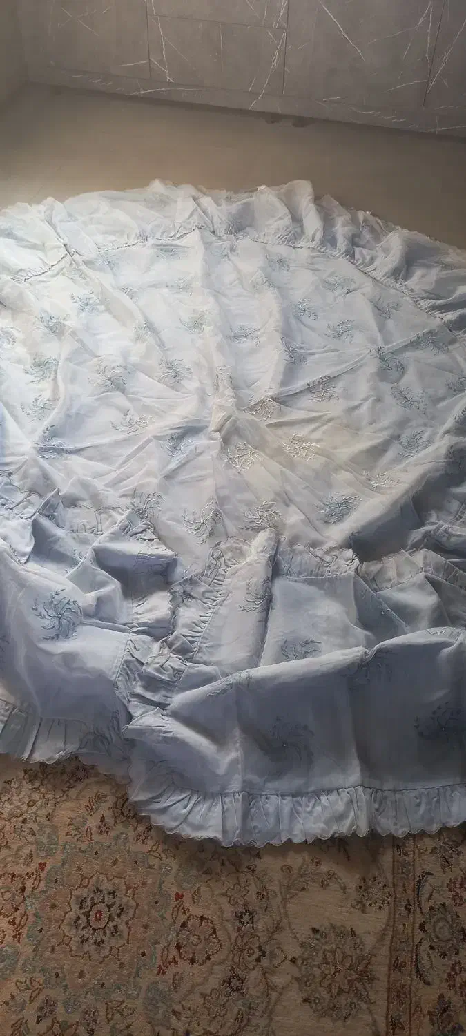 رو تختی گرد ،گلدوزی شده کاره دست|سرویس روتختی|اصفهان, جلفا|دیوار