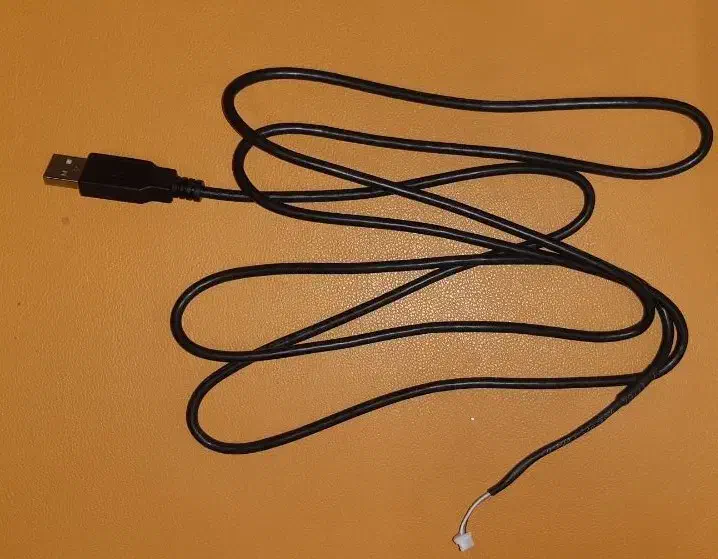 کابل USB یکسر سیم با طول 1.5 متر|قطعات و لوازم جانبی رایانه|مشهد, امام رضا (ع)|دیوار