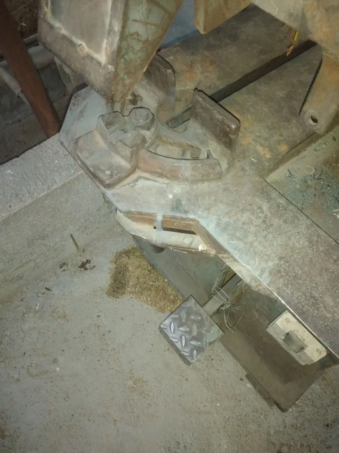 اره آتیشی ۳ فاز حرفه ای|ماشین‌آلات صنعتی|شیراز, بید زرد|دیوار