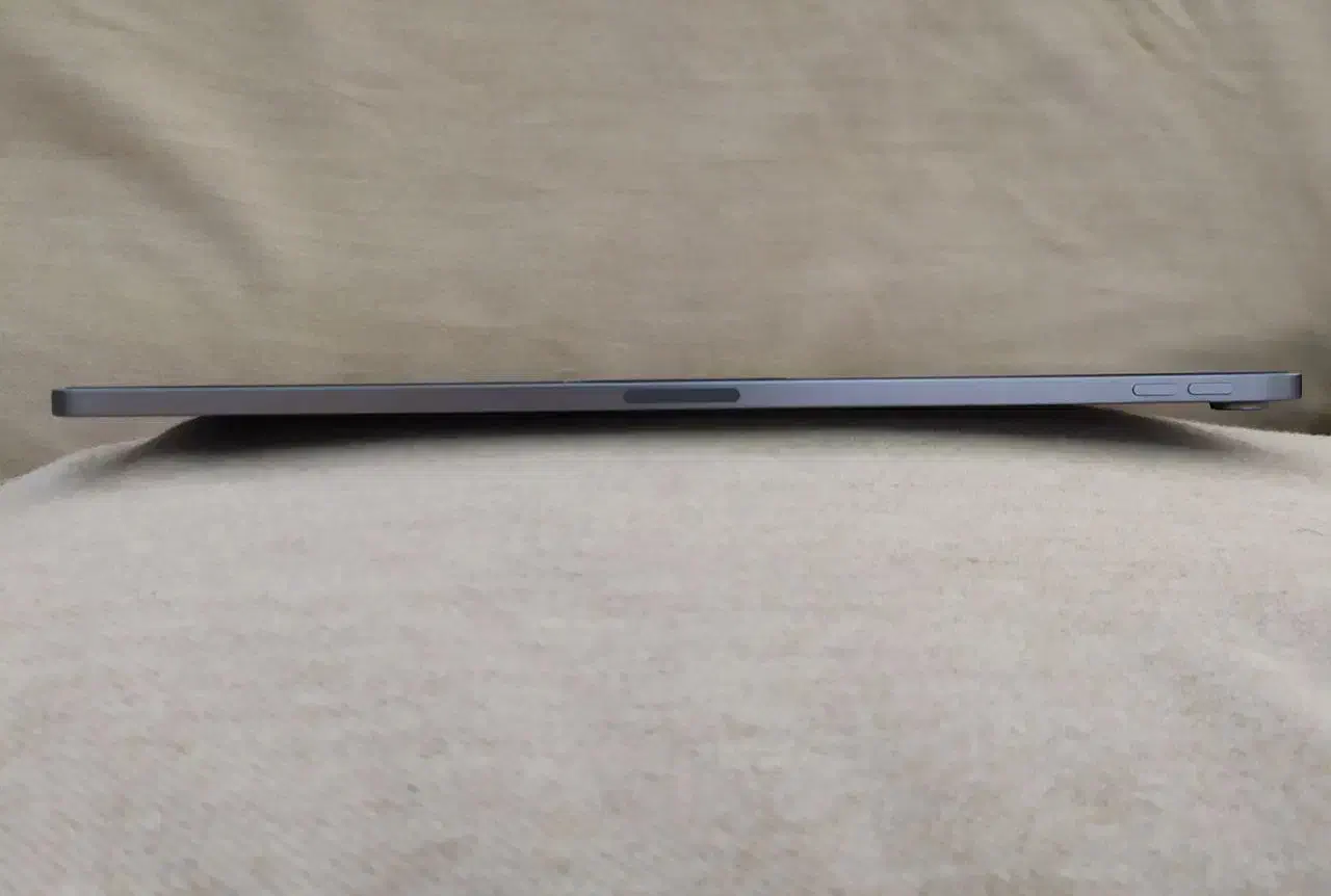 آیپد ایر ام ۲ سیزده اینچ|تبلت|خرم‌آباد, |دیوار