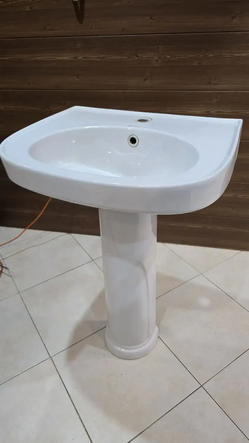 سینک روشور با پایه چینی کورد|لوازم سرویس بهداشتی|اصفهان, شهرستان|دیوار