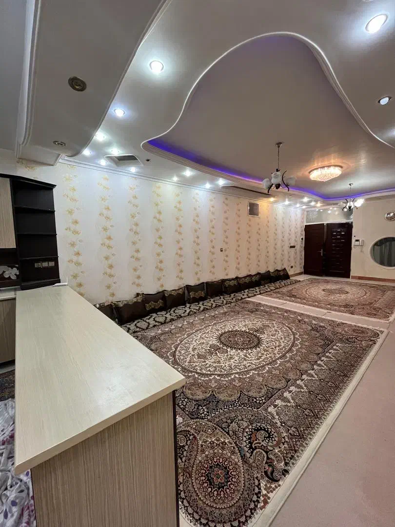 منزلی زیبا در زنبیل آباد طبقه زیر همکف رهن واجاره|اجارهٔ خانه و ویلا|قم, زنبیل آباد|دیوار