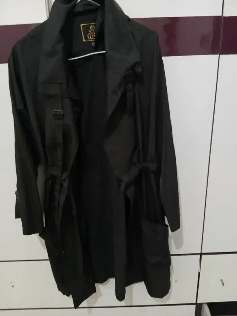 مانتونو|لباس|نیشابور, بنیاد شهید|دیوار