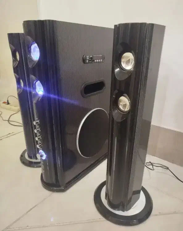 سیستم خونگی فلش خور بلوثی ساب دار با تخفیف 3میلیون|سیستم صوتی خانگی|کاشان, امیرکبیر|دیوار