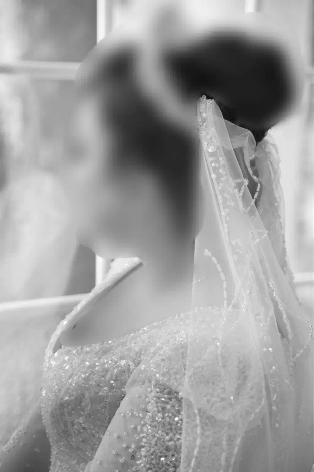 اجاره لباس عروس سنگدوزی شده|لباس|کرج, باغ سیب|دیوار