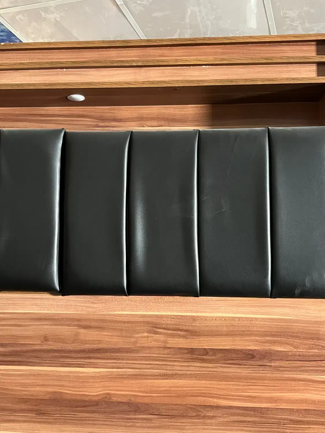 ۳مدل سرویس خواب|تخت و سرویس خواب|لواسان, |دیوار