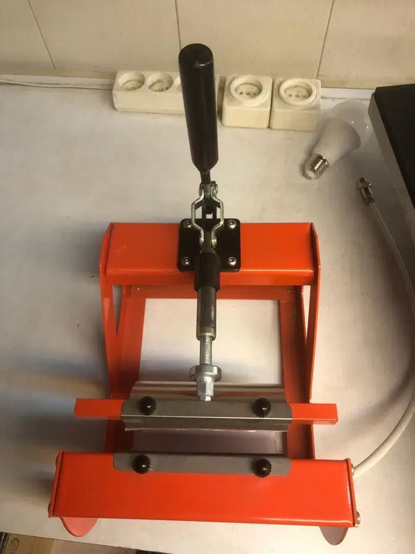 دستگاه چاپ پرس حرارتی 40*50 چرخشی پنج کاره|ماشینآلات صنعتی|رشت, فرزانه|دیوار