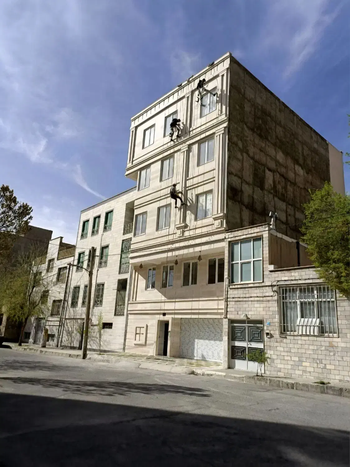 پیچ رولپلاک نما،شستوشو نما،بدون داربست، راپل|خدمات پیشه و مهارت|قزوین, |دیوار